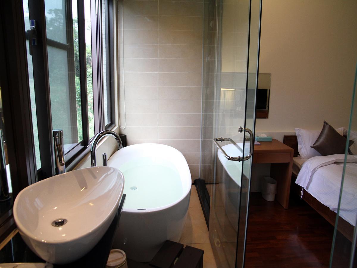 Peace Area Hot Spring Hotel Jiaoxi Esterno foto