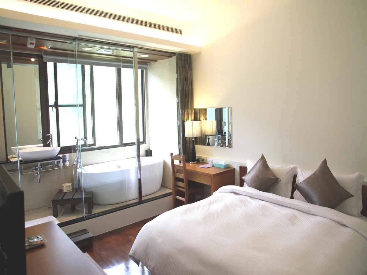 Peace Area Hot Spring Hotel Jiaoxi Esterno foto