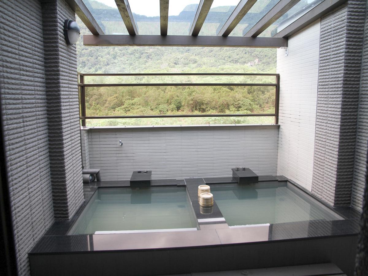 Peace Area Hot Spring Hotel Jiaoxi Esterno foto